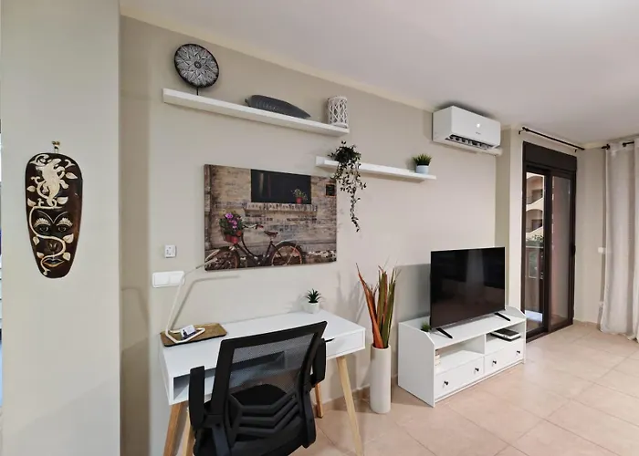 Bright & Modern In Mar With Terrace Ac And Swimming Pool Apartamento Palm-mar