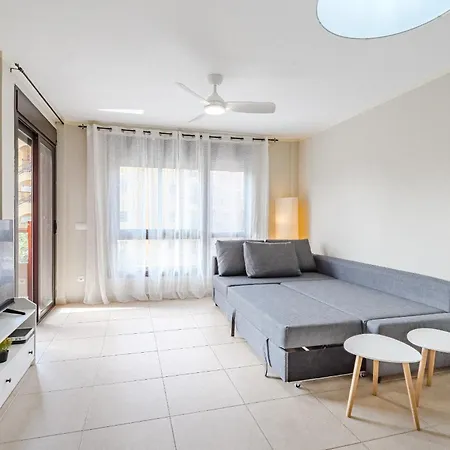 Bright & Modern In Mar With Terrace Ac And Swimming Pool