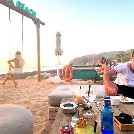 Διαμέρισμα Bright & Modern In Mar With Terrace Ac And Swimming Pool *