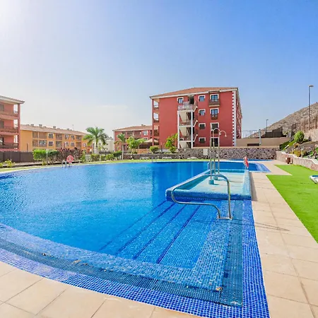 Mar Mocan 4 Beautiful With Ac, Swimming Pool & Parking