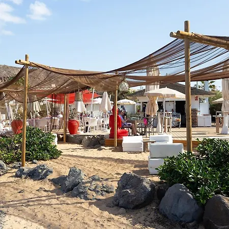 Beautiful Renovated With Terrace In Mocan 4 Mar * Palm-mar