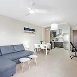 Bright & Modern In Mar With Terrace Ac And Swimming Pool Daire Palm-mar