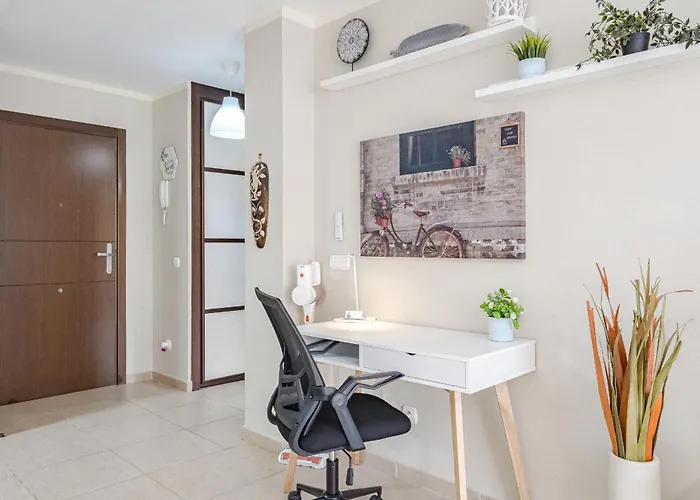 Bright & Modern In Mar With Terrace Ac And Swimming Pool